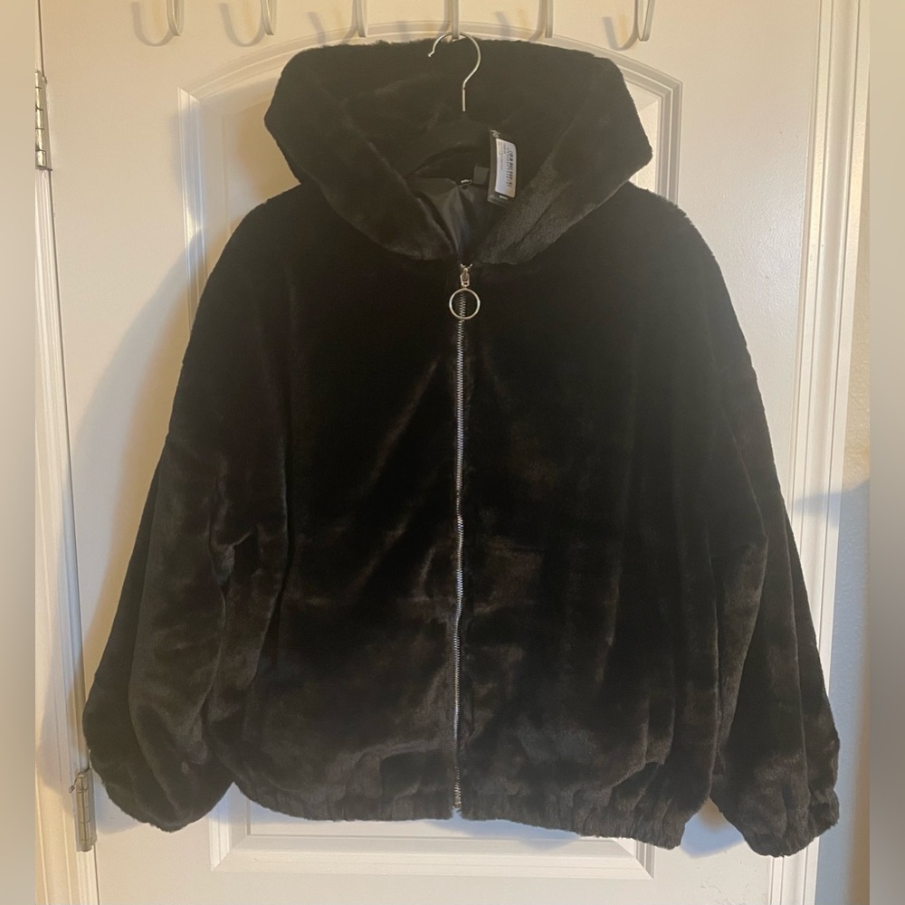 PrettyLittleThing Faux Fur Jacket